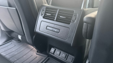 Land Rover Discovery 3.0 D300 R-Dynamic HSE 5dr Auto Diesel Station Wagon